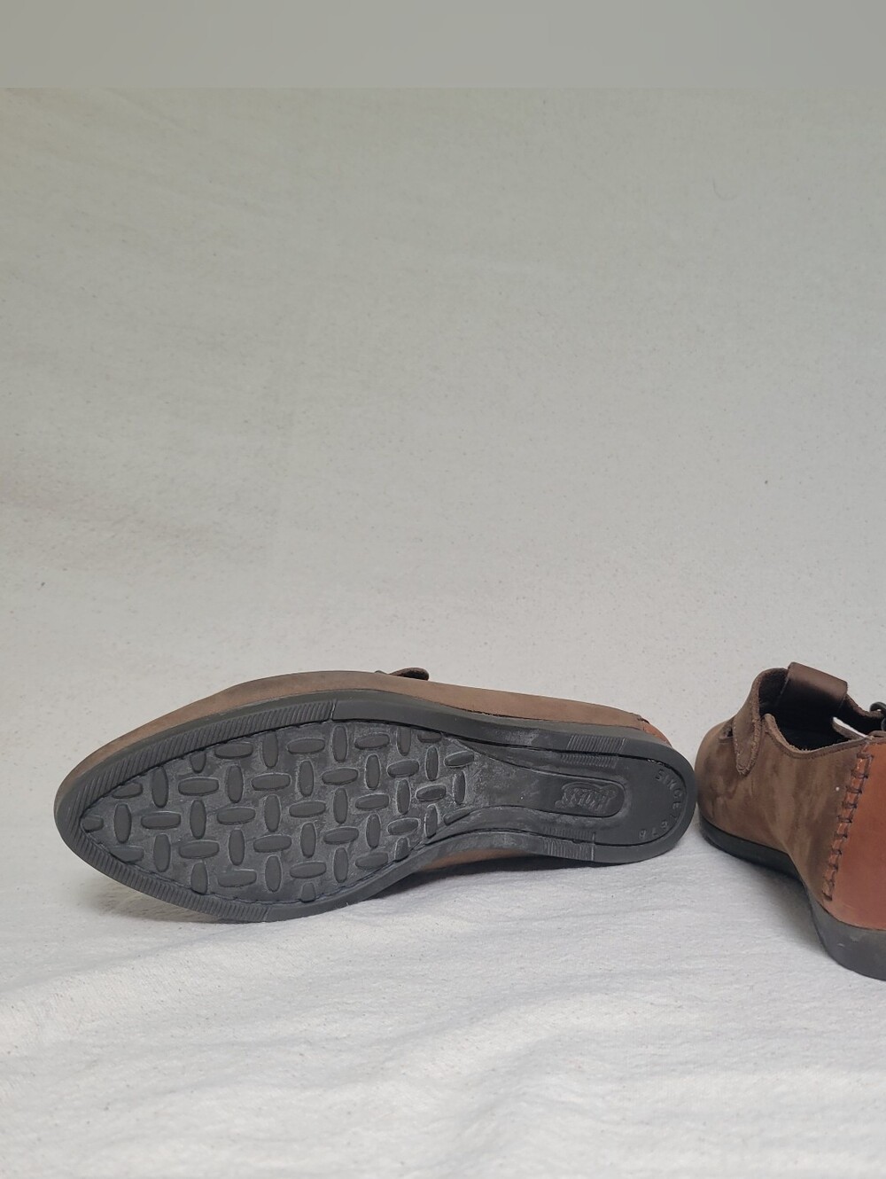 Vintage G.H. Bass Brown Nubuck T-strap Mary Jane Loafers Size 7 - Picture 5 of 7